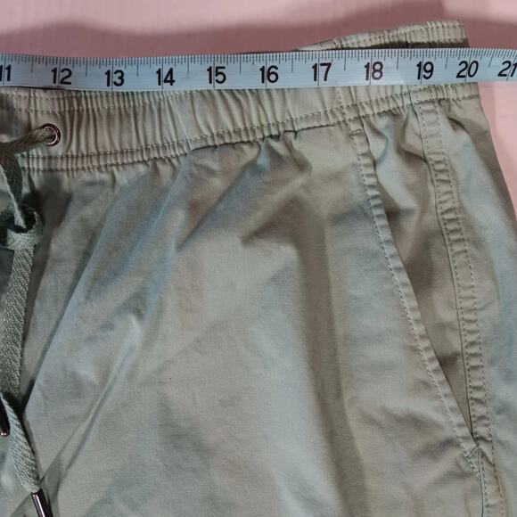 Gap Men's XXL Pull On Short 7" Inseam Elastic Waist Stretch Twill Granite Green - Picture 7 of 9